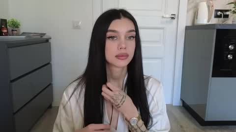Snapshot of 9west chatting on 05-02-26, 11:37 KARINA online show from 05-02-26, 11:37