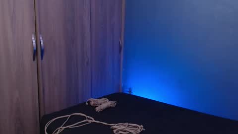 Snapshot of _a_r_o_n_ chatting on 12-19-25, 03:08 _a_r_o_n_ online show from 12-19-25, 03:08