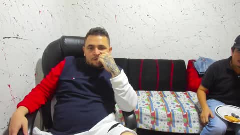 Snapshot of _ace_ventura chatting on 02-10-25, 01:44 ---- online show from 02-10-25, 01:44