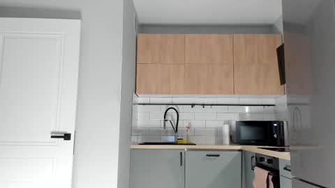 Adam online show from 11-11-25, 04:29