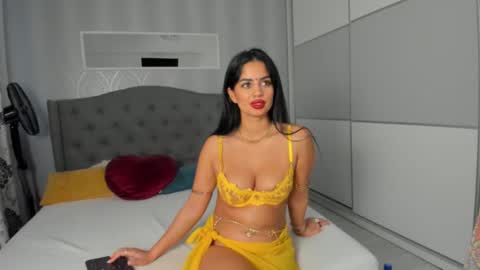 Snapshot of _adelle chatting on 10-25-25, 12:23 Adelle online show from 10-25-25, 12:23