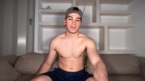 Snapshot of _aesthetic chatting on 09-22-25, 08:33 _aesthetic online show from 09-22-25, 08:33