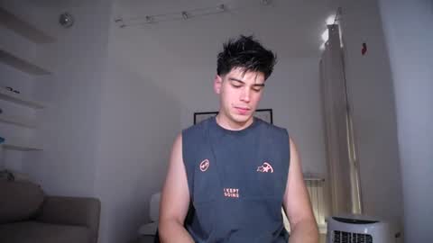 _aesthetic online show from 07-01-26, 10:39