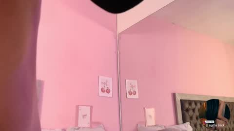 Snapshot of _agatha_black_ chatting on 03-06-25, 08:48 Agatha online show from 03-06-25, 08:48