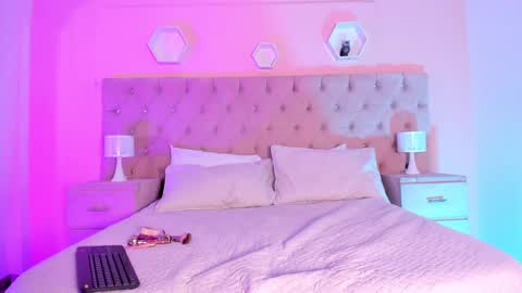 Agatha online show from 12-08-24, 08:58