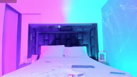 Agatha online show from 12-26-24, 12:38