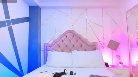 Agatha online show from 01-18-25, 08:52