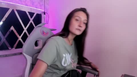  Alaia online show from 02-03-25, 11:42