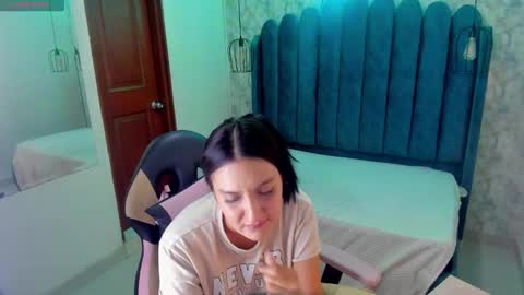  Alaia online show from 12-18-25, 06:58