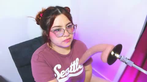 Snapshot of _alanna_monroe_ chatting on 06-14-26, 06:26 Alanna Monroe online show from 06-14-26, 06:26