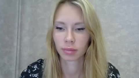 _alex1819 online show from 09-18-25, 07:21