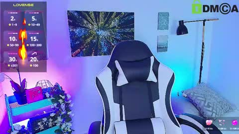 Snapshot of _alex_carter chatting on 10-24-25, 10:33 alex carter online show from 10-24-25, 10:33