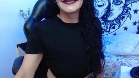 Alexandra online show from 12-16-25, 02:49