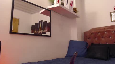 _alice_horny_ online show from 02-22-25, 07:47