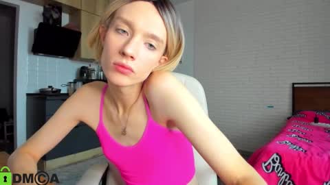 Gaylord online show from 10-06-25, 07:28