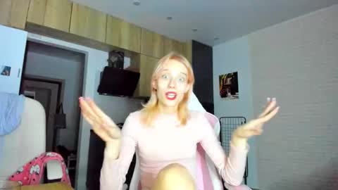 Gaylord online show from 02-25-26, 04:49