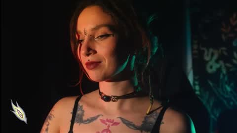 Snapshot of _alicemorrison_ chatting on 11-29-25, 06:55 Alice Morrison Mistress Datura online show from 11-29-25, 06:55