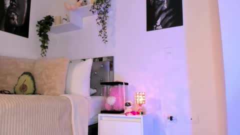 Karo online show from 10-23-25, 08:07