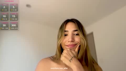 Snapshot of _alliex_ chatting on 05-08-26, 01:38 you can call me pretty online show from 05-08-26, 01:38