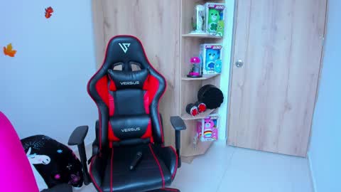 AMANDA online show from 12-12-24, 06:31