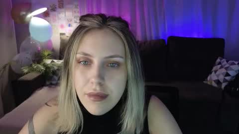 _amymoore_ online show from 02-09-26, 01:53