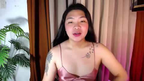 Snapshot of _amyspanks18_ chatting on 10-28-25, 06:28 Amy online show from 10-28-25, 06:28