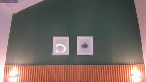 Snapshot of _anavictoria_ chatting on 11-30-25, 12:42 Ana Victoria online show from 11-30-25, 12:42