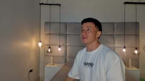 Andrew online show from 12-25-24, 01:19