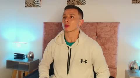 Snapshot of _andrewfalcon2 chatting on 01-14-25, 12:14 _andrewfalcon2 online show from 01-14-25, 12:14