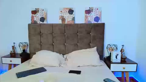 Snapshot of _andrewfalcon2 chatting on 09-16-25, 08:10 _andrewfalcon2 online show from 09-16-25, 08:10