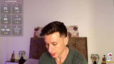 Snapshot of _andrewfalcon2 chatting on 11-17-25, 04:35 _andrewfalcon2 online show from 11-17-25, 04:35