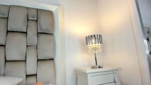 Angel Azul online show from 02-05-25, 02:59