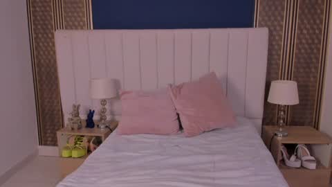 ngela  online show from 01-07-25, 12:20