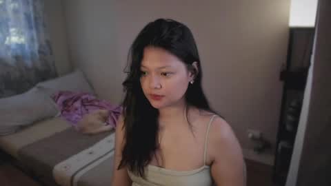 annie . online show from 04-14-26, 03:34