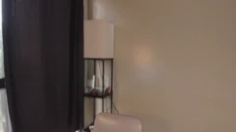 Snapshot of _ann1e_ chatting on 06-30-26, 03:40 annie . online show from 06-30-26, 03:40
