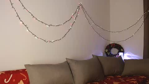 Anna online show from 12-26-24, 06:33