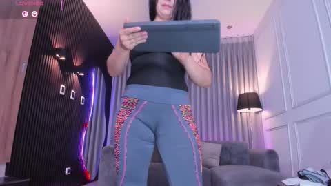 Ana online show from 09-15-25, 07:47