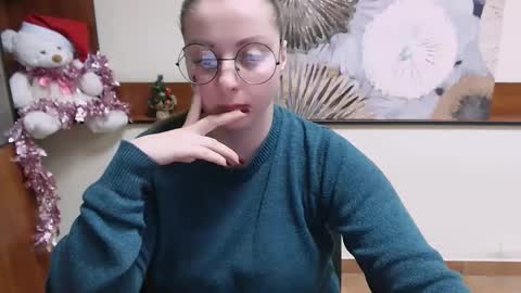 Anna online show from 12-17-24, 10:44