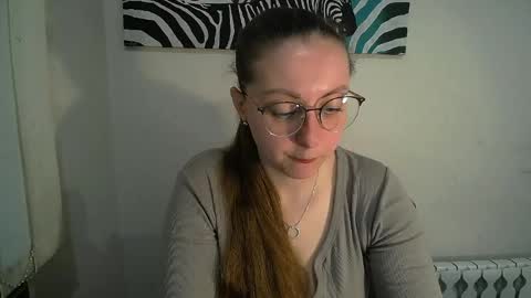 Snapshot of _annabelle_lee chatting on 05-13-26, 07:17 Anna online show from 05-13-26, 07:17