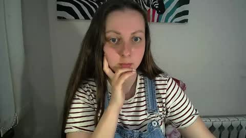 Snapshot of _annabelle_lee chatting on 05-25-26, 06:08 Anna online show from 05-25-26, 06:08