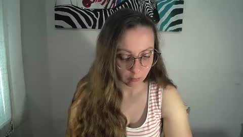 Snapshot of _annabelle_lee chatting on 06-08-26, 06:36 Anna online show from 06-08-26, 06:36