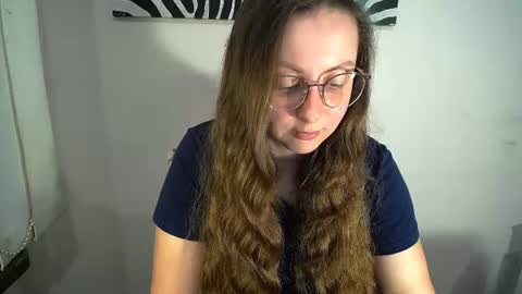 Snapshot of _annabelle_lee chatting on 06-15-26, 06:37 Anna online show from 06-15-26, 06:37