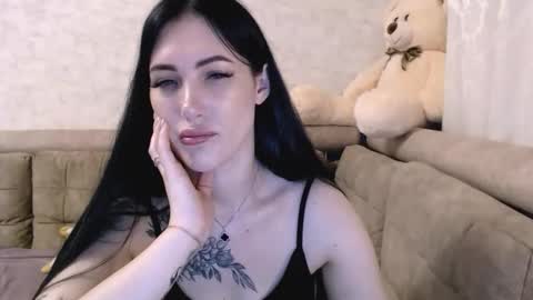 Anna online show from 04-10-26, 08:24