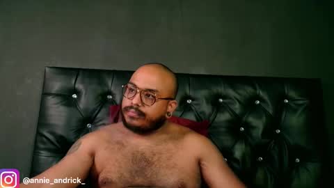 Annie Andrick online show from 01-12-26, 01:49