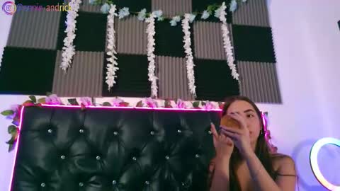 Annie Andrick online show from 03-01-26, 01:13