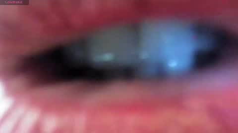 Snapshot of _antomouth_paradise chatting on 06-17-26, 07:26 antonia online show from 06-17-26, 07:26