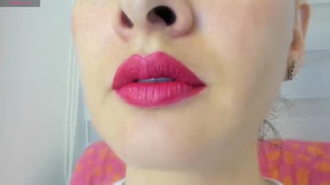 Snapshot of _antomouth_paradise chatting on 06-22-26, 04:48 antonia online show from 06-22-26, 04:48