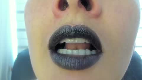 Snapshot of _antomouth_paradise chatting on 07-26-26, 08:49 antonia online show from 07-26-26, 08:49