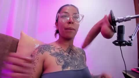 Snapshot of _antonella_dreams chatting on 07-13-26, 11:24 _antonella_dreams online show from 07-13-26, 11:24