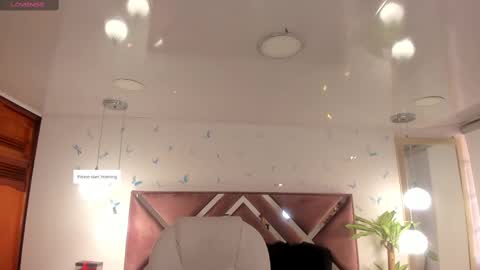 antonnela online show from 09-26-25, 01:59